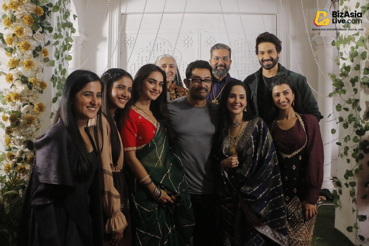 Aamir Khan surprises cast of Star Plus show ‘Deewaniyat’ LycaGold